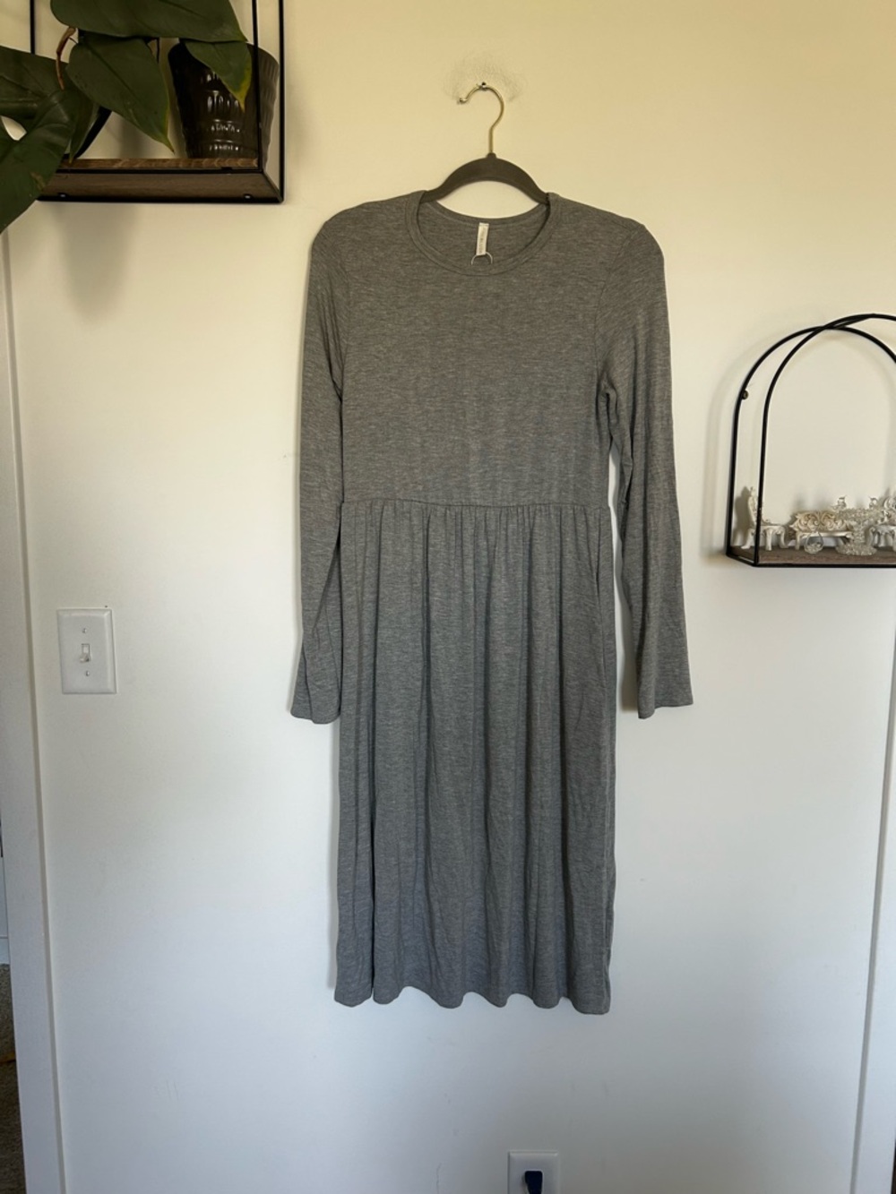 NWT Pink Blush Gray Long Sleeve Midi Maternity Dress Size Large